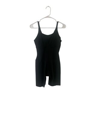 Maidenform women’s Black Shapewear Bodysuit